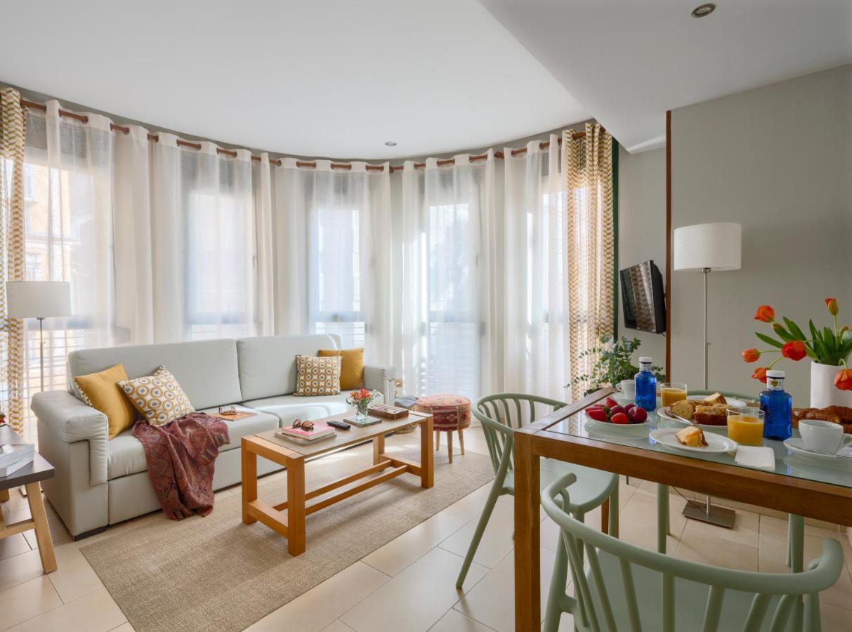 Apartamentos Suites Oficentro Màlaga Exteriér fotografie