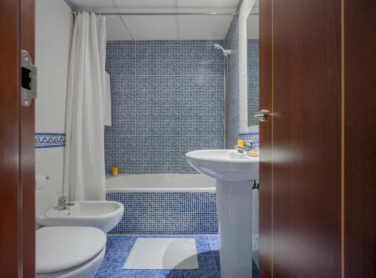 Apartamentos Suites Oficentro Màlaga Exteriér fotografie