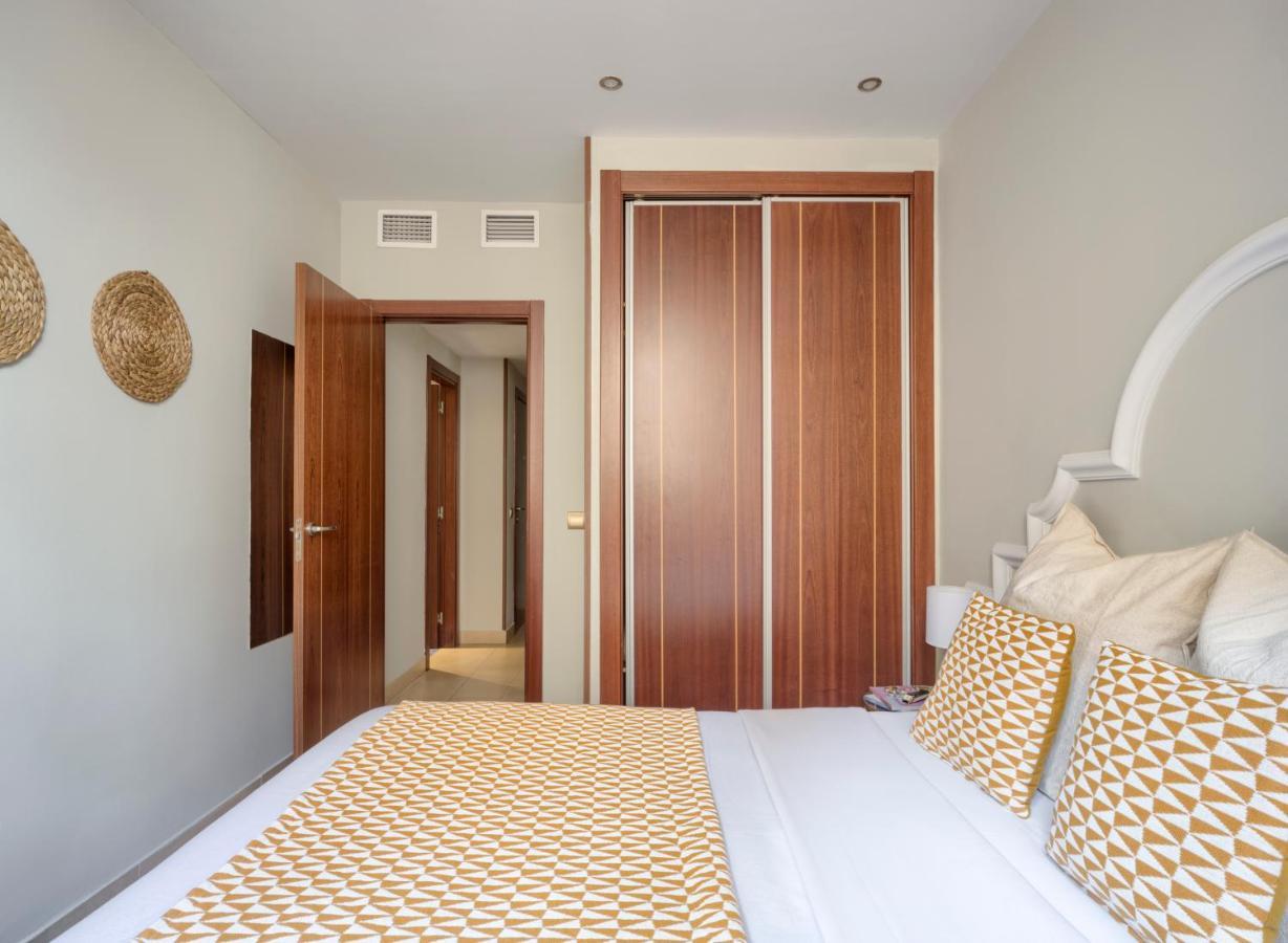 Apartamentos Suites Oficentro Màlaga Exteriér fotografie