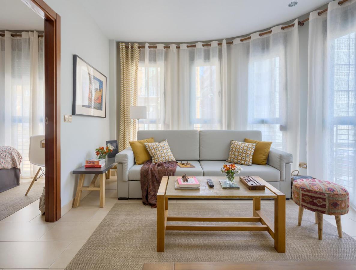 Apartamentos Suites Oficentro Màlaga Exteriér fotografie